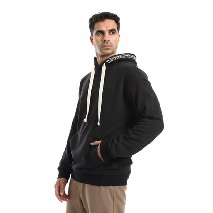 Sweatshirt With Drawstrings