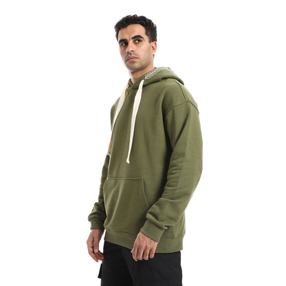 Sweatshirt With Drawstrings