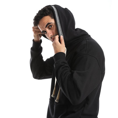 Sweatshirt With Drawstrings